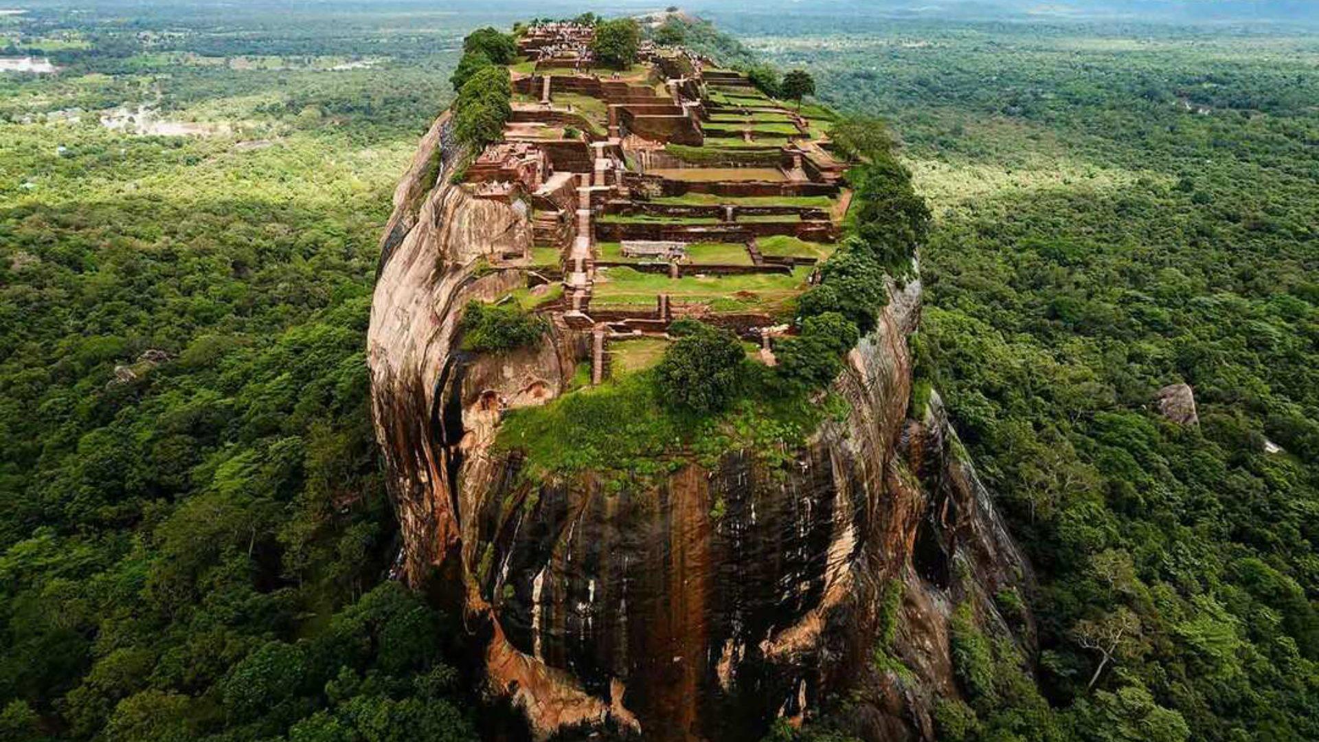 Sigiriya Rock Fortress Climb